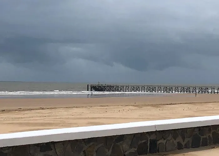 Le Club 생장드몽